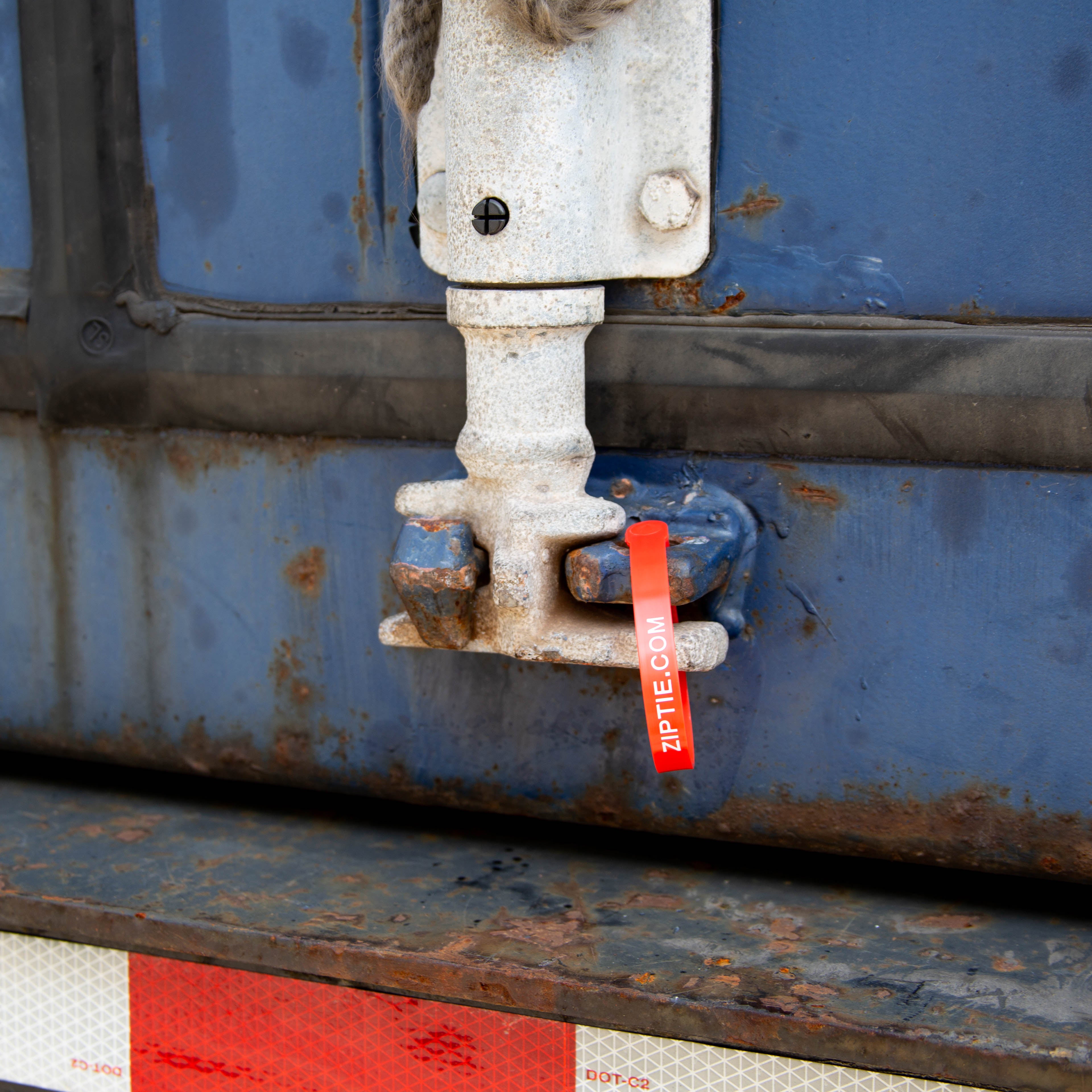 Stock High-Strength Plastic Truck Seal